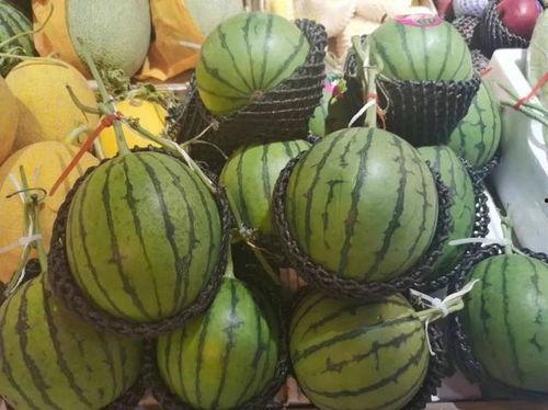 免费看黄吃瓜群,网络社交的灰色地带