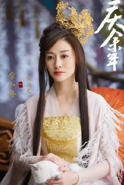 阿朱的摄影师爆料视频是真的吗,阿朱摄影师爆料视频真实性揭秘